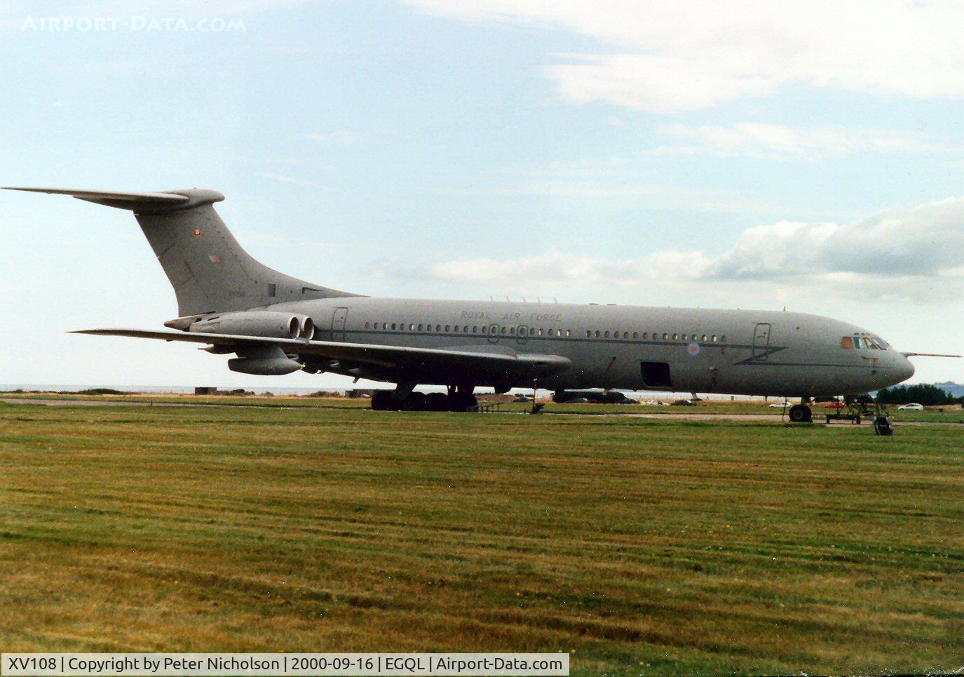 XV108, 1968 Vickers VC10 C.1K C/N 838, VC-10 C.1K, named William Rhodes Moorhead VC, of 10 Squadron at the 2000 Leuchars Airshow.