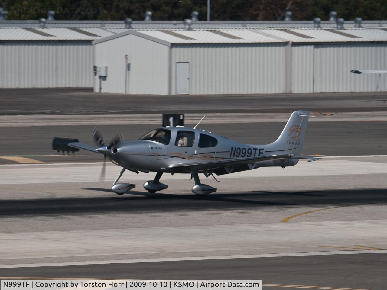N999TF, 2007 Cirrus SR22 C/N 2500, N999TF arriving on RWY 21