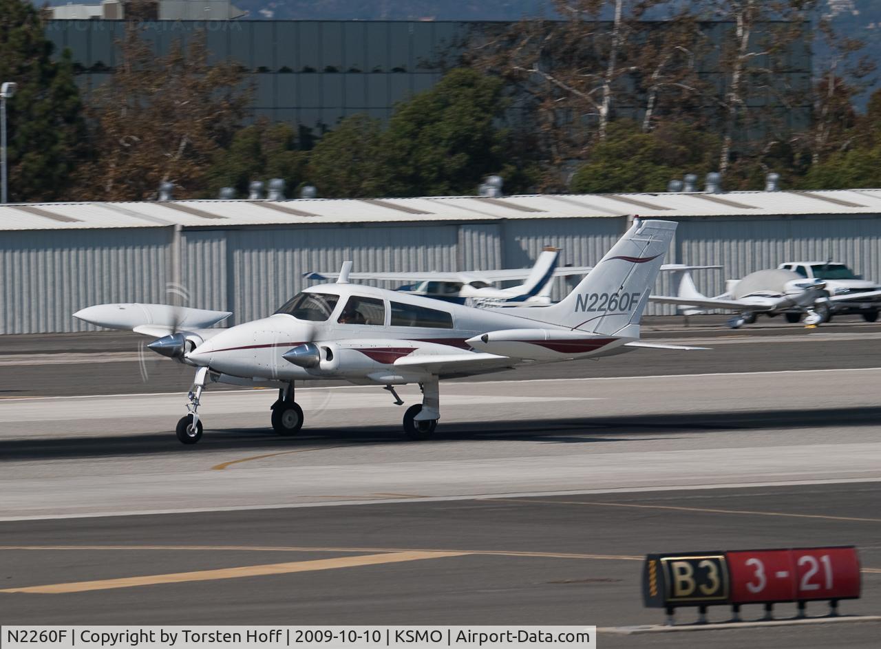 N2260F, 1967 Cessna 310L C/N 310L-0060, N2260F departing from RWY 21