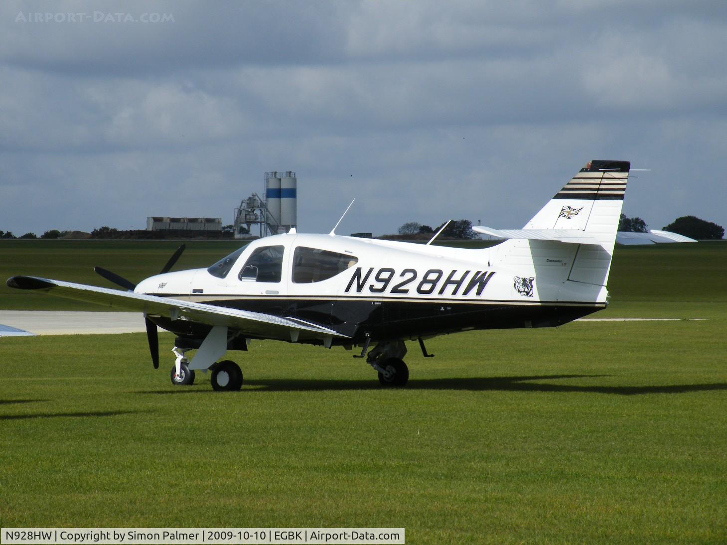 N928HW, 2000 Rockwell Commander 114-B C/N 14672, Commander 114B (marked as 115) at Sywell