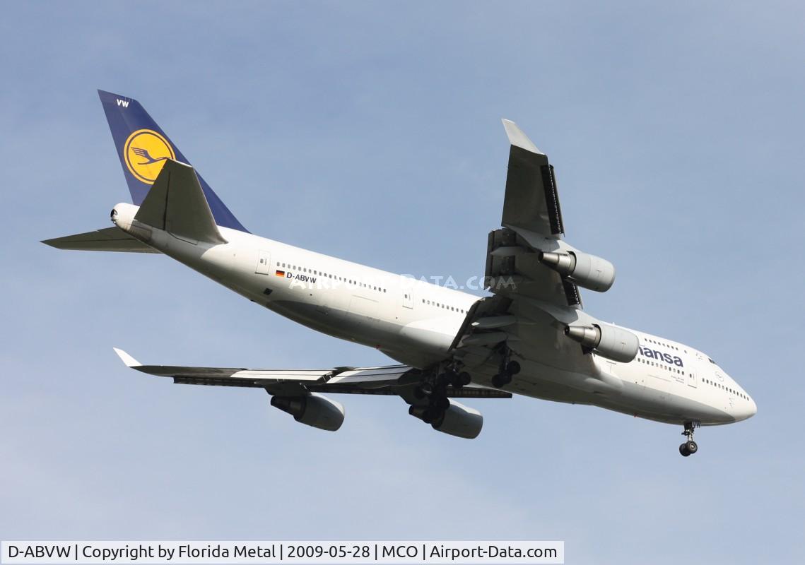 D-ABVW, 1999 Boeing 747-430 C/N 29493, Lufthansa 747-400