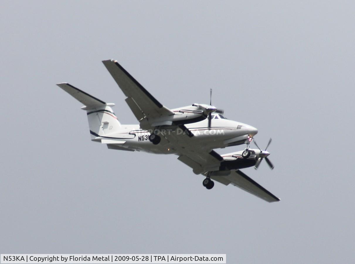 N53KA, 1981 Beech 200 C/N BB-880, Beech 200