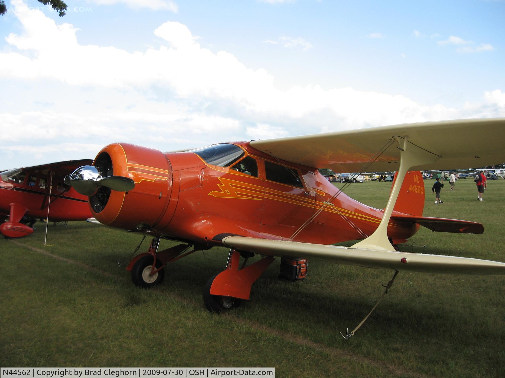 N44562, 1944 Beech D17S Staggerwing C/N 6923, EAA AirVenture 2009