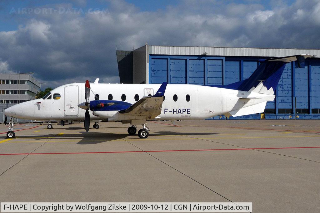 F-HAPE, 1999 Beech 1900D C/N UE-367, visitor