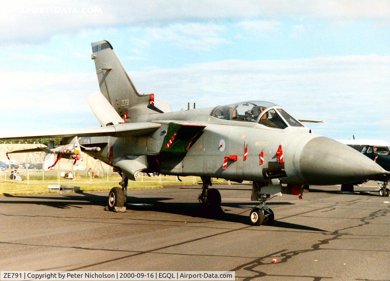 ZE791, 1988 Panavia Tornado F.3 C/N AS067/702/3318, Tornado F.3 of 111 Squadron on display at the 2000 Leuchars Airshow.