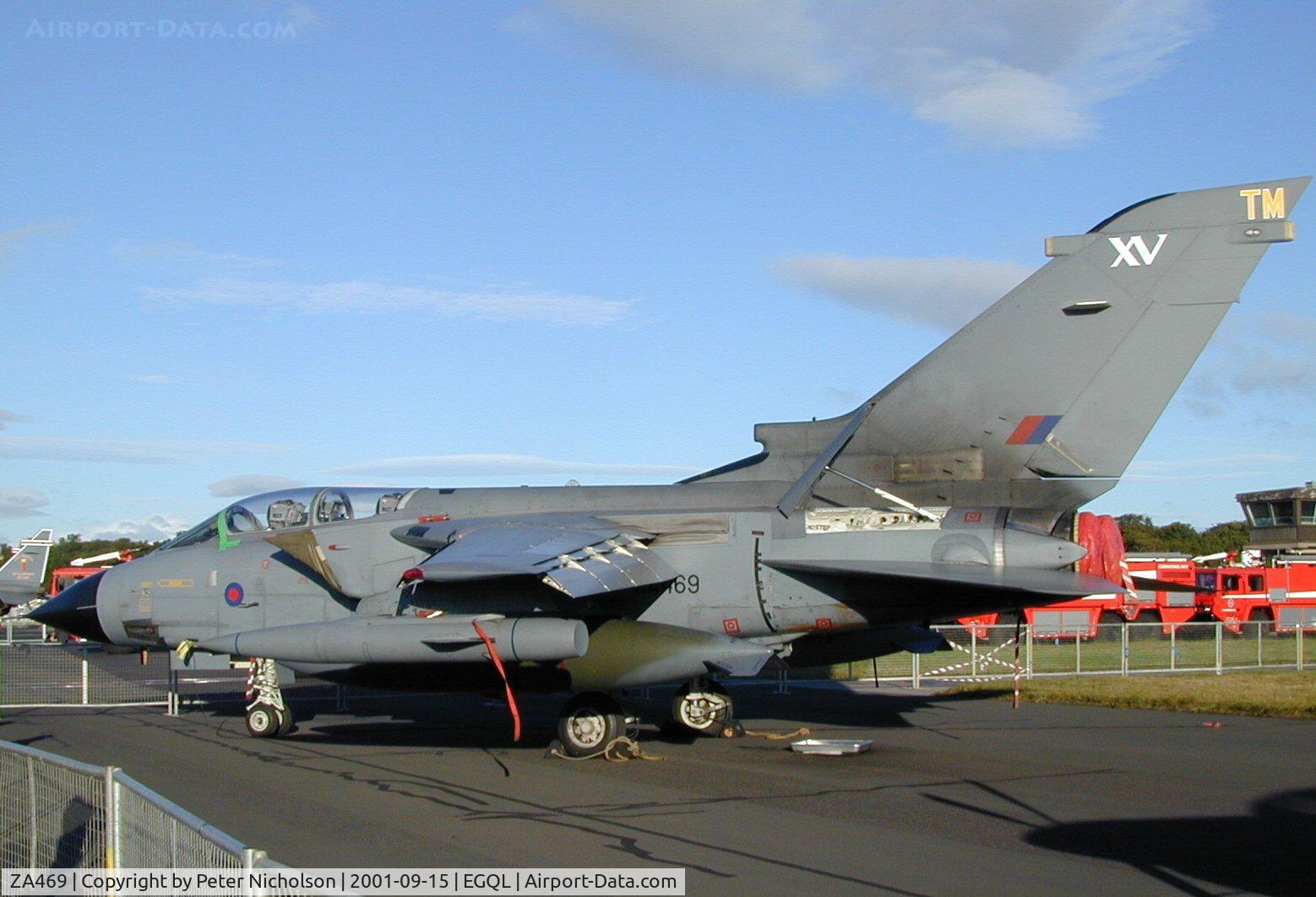 ZA469, 1983 Panavia Tornado GR.1 C/N 288/BS099/3135, Tornado GR.1, callsign LOS 21, of 15[R] Squadron on display at the 2001 Leuchars Airshow.