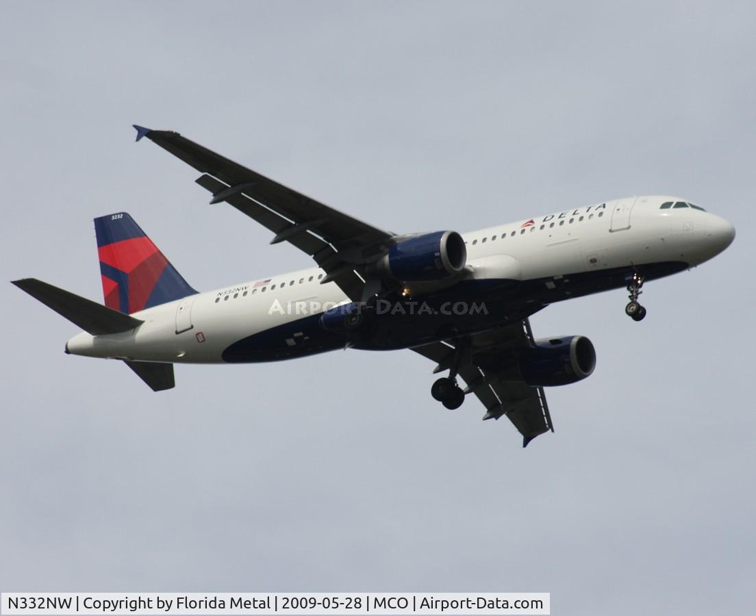 N332NW, 1992 Airbus A320-211 C/N 319, Delta A320