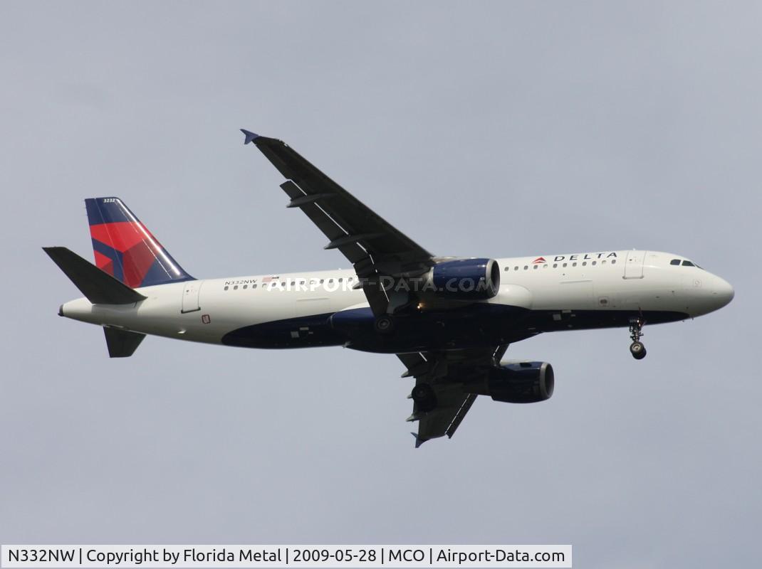 N332NW, 1992 Airbus A320-211 C/N 319, Delta A320