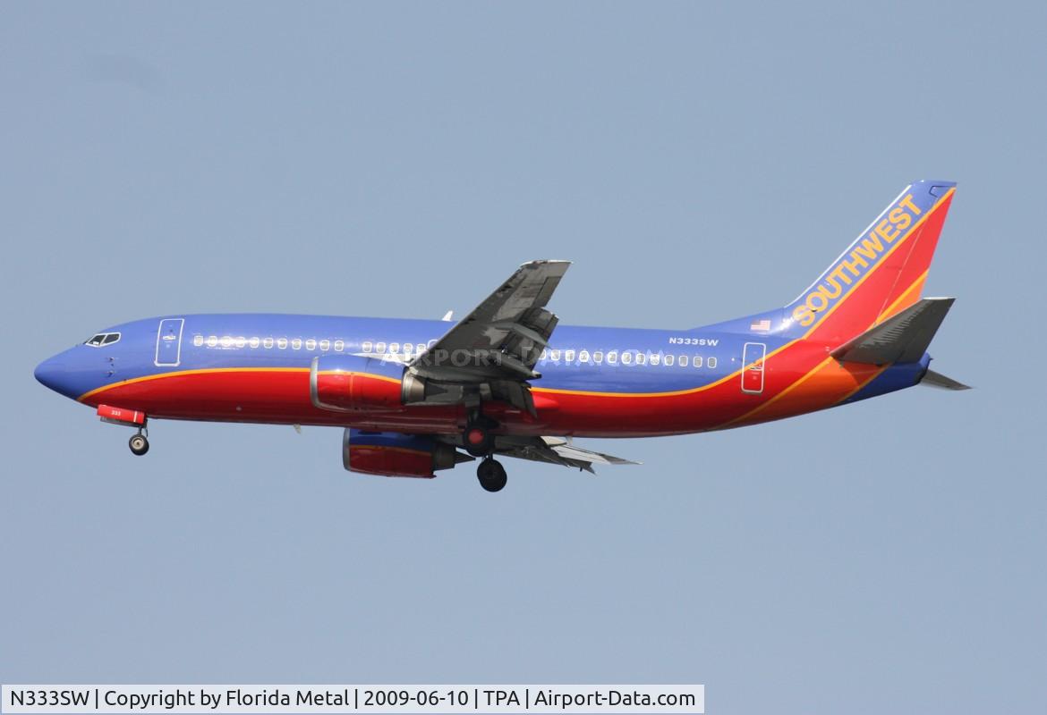 N333SW, 1988 Boeing 737-3H4 C/N 23697, Southwest 737-300