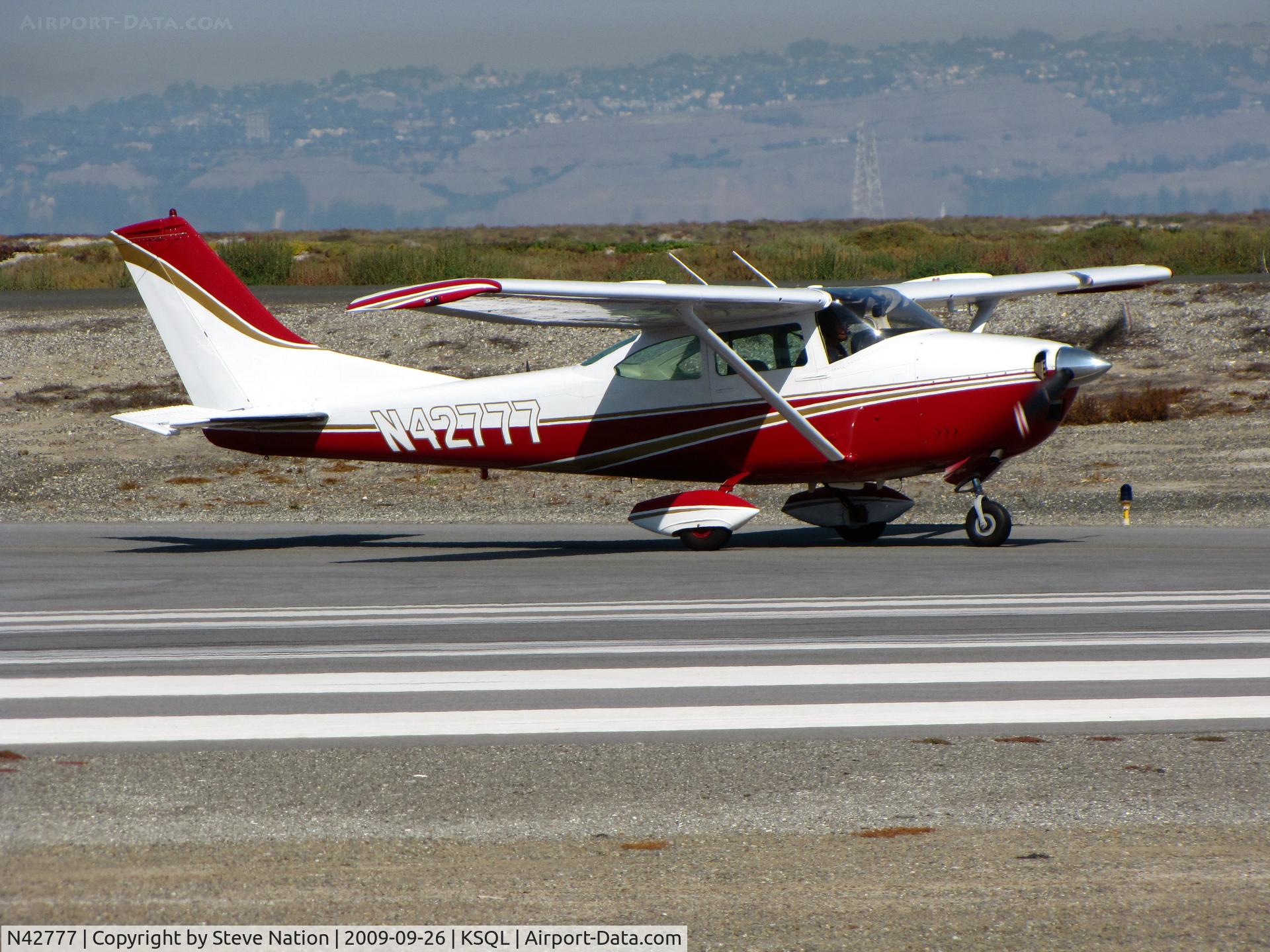 N42777, 1968 Cessna 182L Skylane C/N 18259185, Very sharp 1968 Cessna 182L running-up at home base
