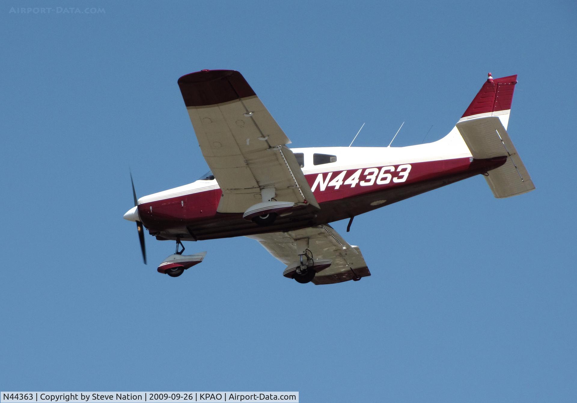 N44363, 1974 Piper PA-28-151 C/N 28-7415626, 1974 Piper PA-28-151 Cherokee on final