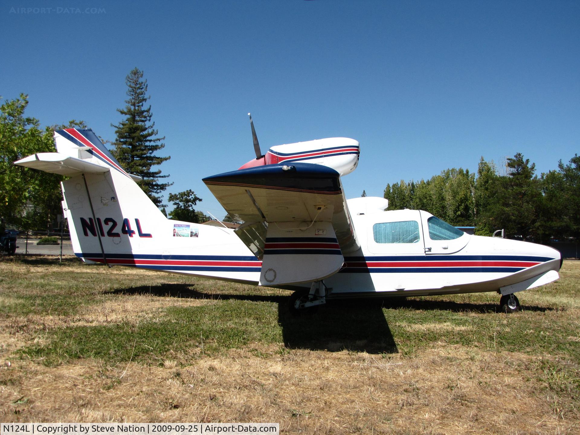 N124L, 1986 Aerofab Inc LAKE LA-250 C/N 40, Looking like Bill Larkins' 2004 shot here's Las Vegas, NV-based 1986 Aerofab Inc LAKE LA-250 @ old Natural HS Field for 30th Annual Clear Lake Splash-In (Lakeport, CA)