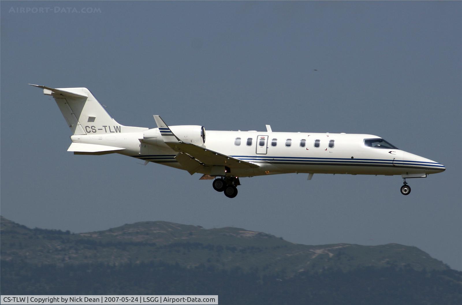 CS-TLW, 2001 Learjet 45 C/N 45-144, LSGG