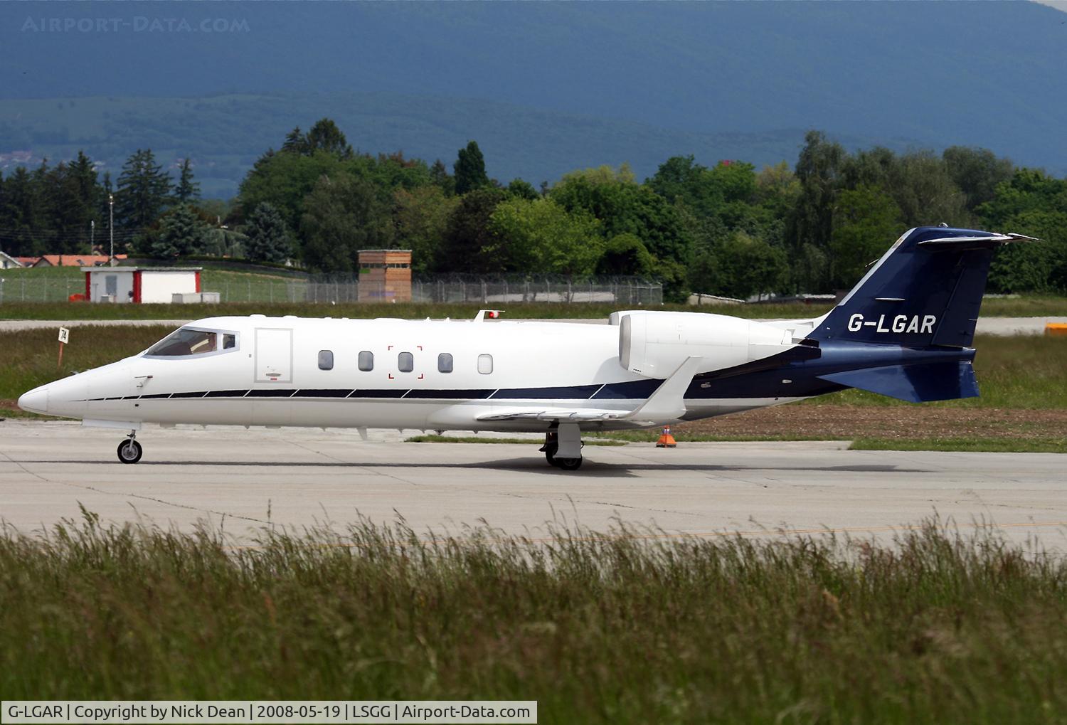G-LGAR, 2005 Learjet 60 C/N 60-286, LSGG