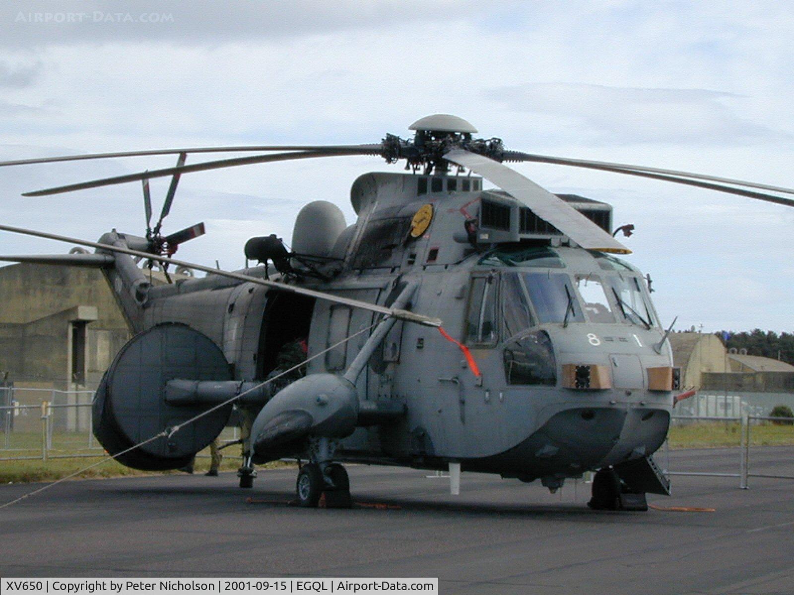 XV650, 1969 Westland Sea King AEW.2A C/N WA638, Another view of the Sea King AEW.2 of 849 Squadron at the Leuchars 2001 Airshow.