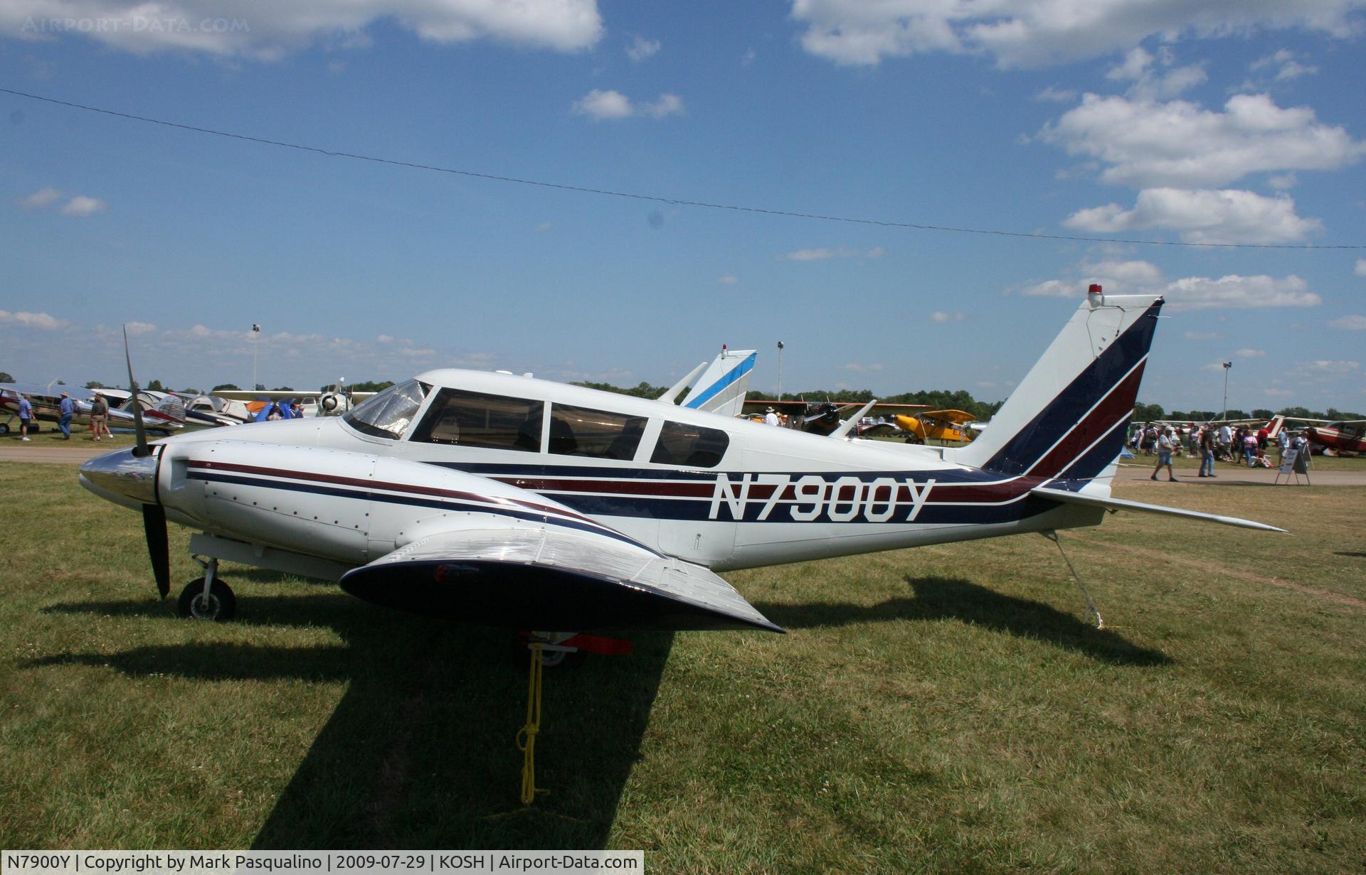 N7900Y, 1966 Piper PA-30 Twin Comanche Twin Comanche C/N 30-987, Piper PA-30