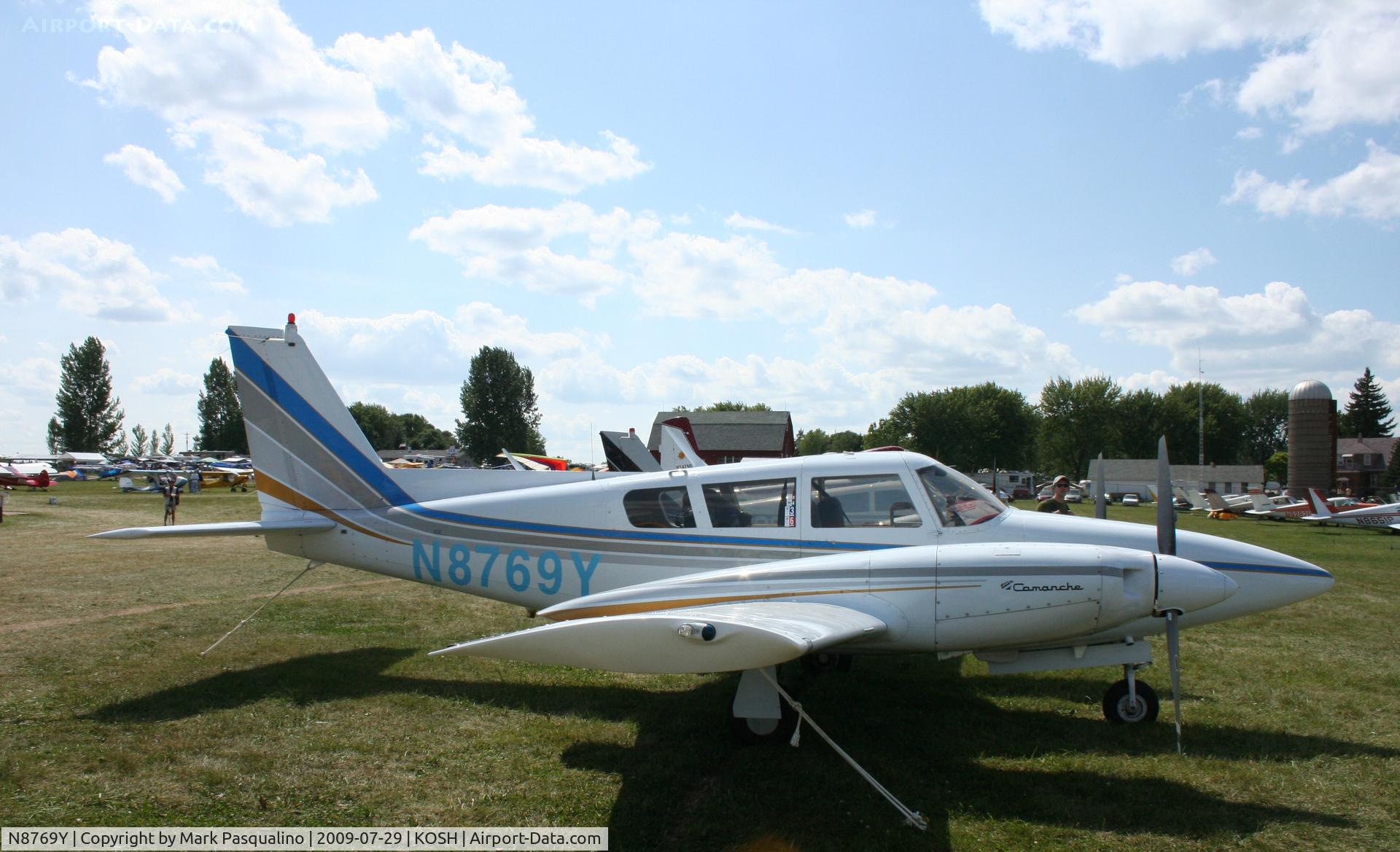 N8769Y, Piper PA-30 Twin Comanche C/N 301925, Piper PA-30