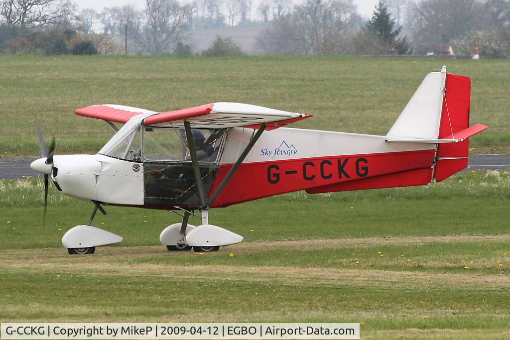 G-CCKG, 2004 Best Off Skyranger 912(2) C/N BMAA/HB/302, Visitor during the Easter Fly-in.