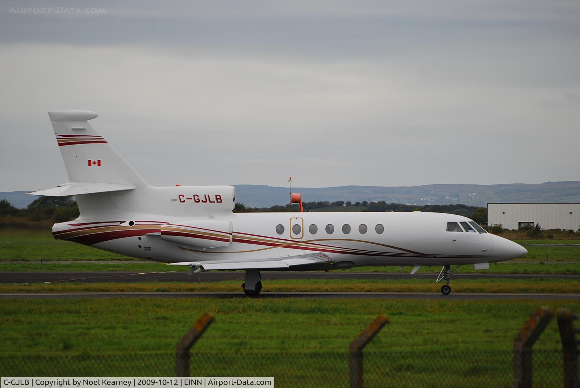 C-GJLB, 1998 Dassault Falcon 50EX C/N 270, Taxi-ing out for departure from Rwy 24