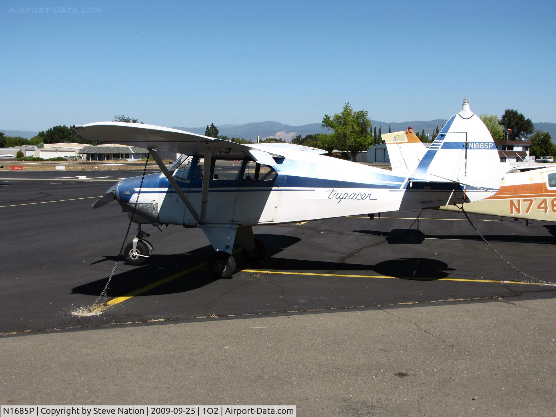 N1685P, 1954 Piper PA-22-150 Tri-Pacer C/N 22-2471, 1954 Piper PA-22-150 from Rio Linda (Sacramento County), CA visiting Lampson Field
