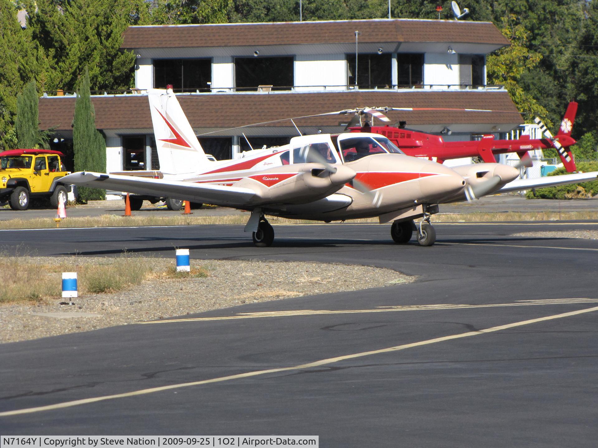 N7164Y, 1963 Piper PA-30 Twin Comanche Twin Comanche C/N 30-185, Steve's Aircraft (I wish!) Co 1963 Piper PA-30 Twin Comanche taxiing in