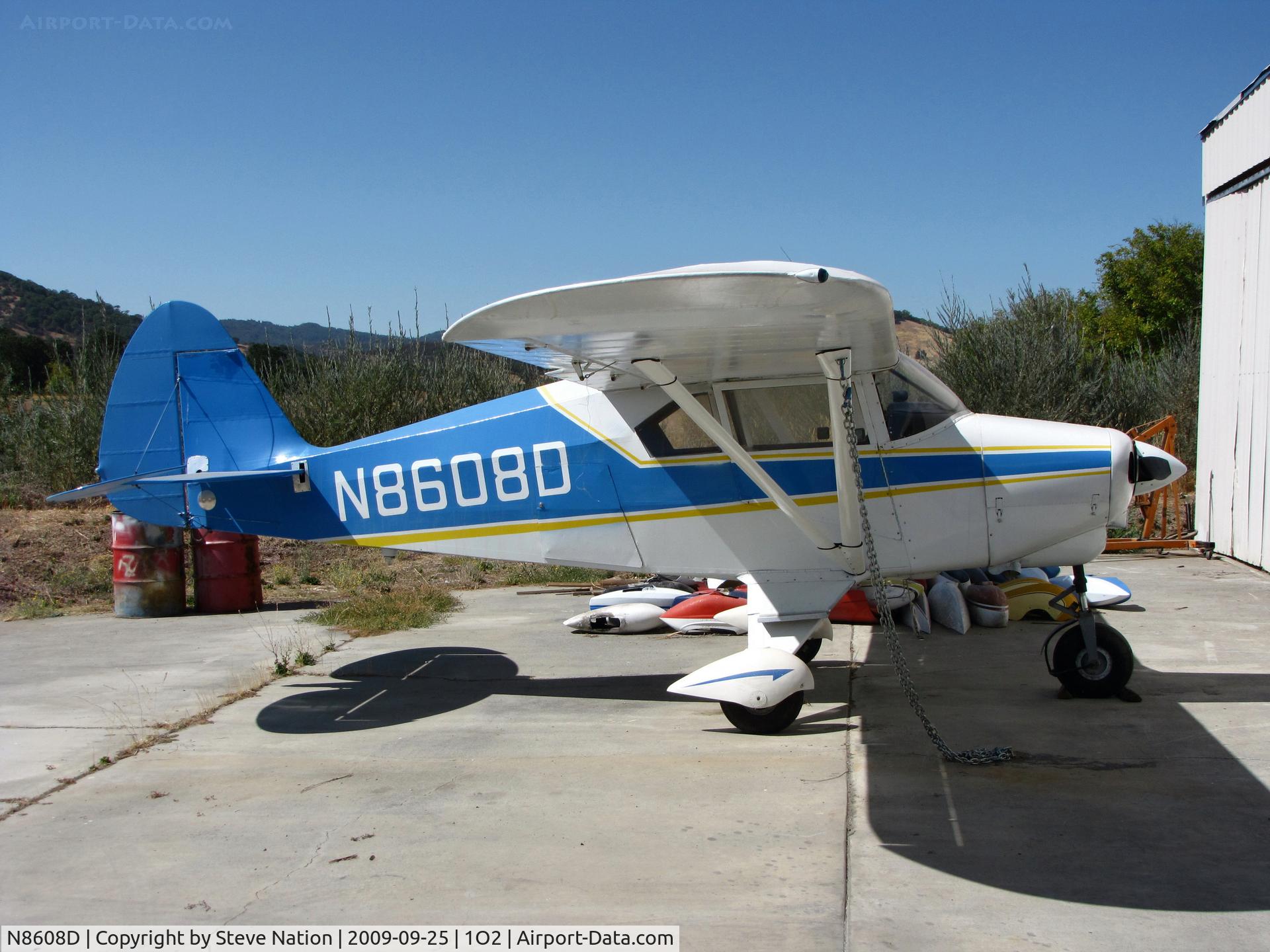 N8608D, 1957 Piper PA-22-160 Tri Pacer C/N 22-5806, Very sharp 1957 Piper PA-22-160 Tri-Pacer @ Lampson Field
