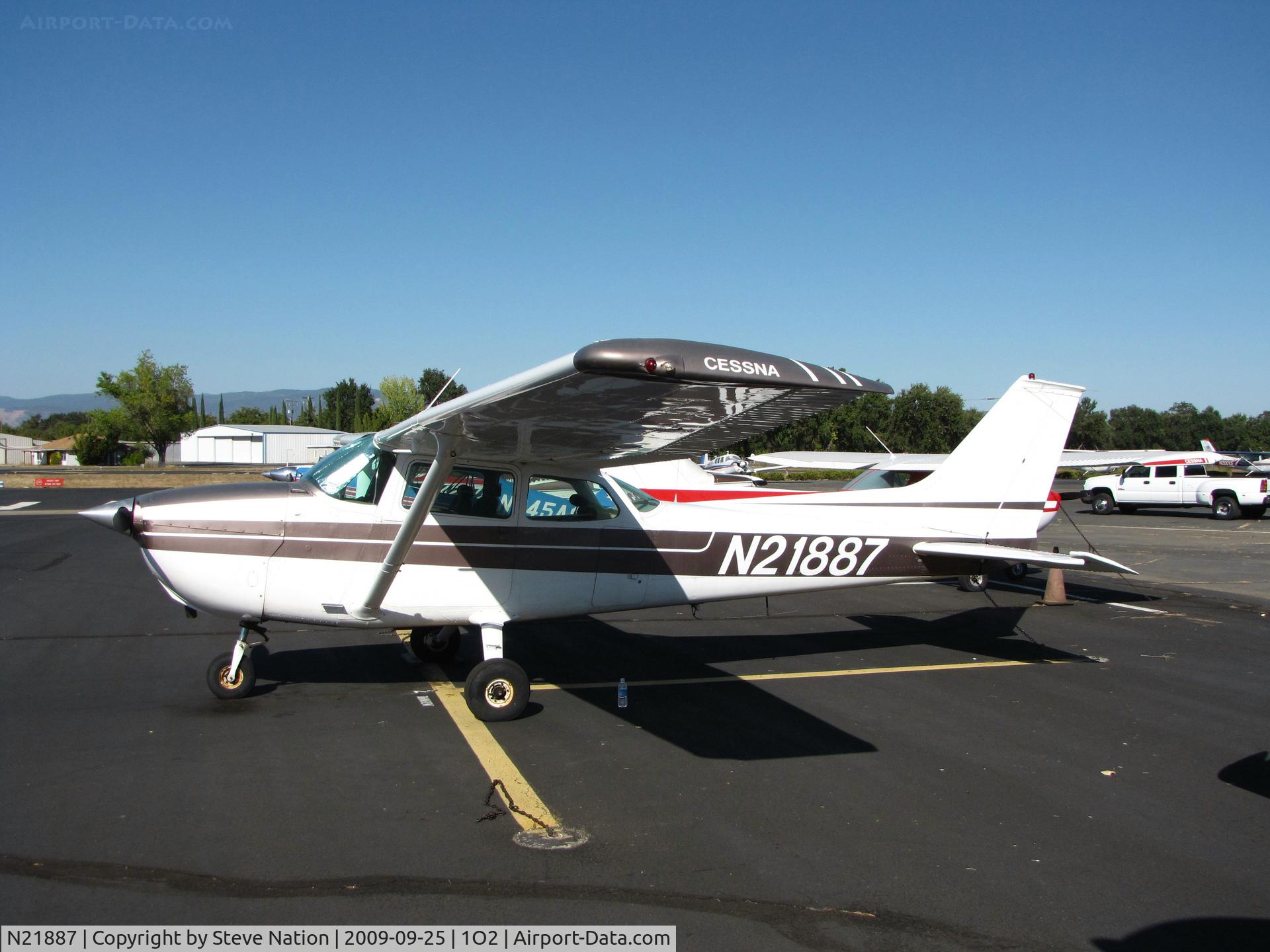 N21887, 1974 Cessna 172M C/N 17264039, 1974 Cessna 172M