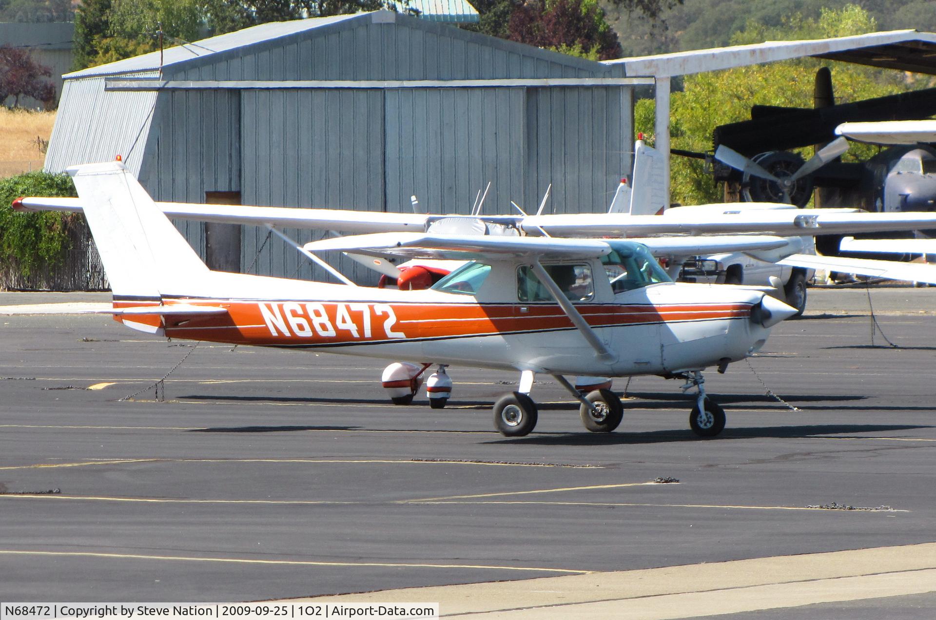 N68472, 1978 Cessna 152 C/N 15282308, Christiansen Aviation 1978 Cessna 152 taxiing by flyable Grumman TF-1 @ Lampson Field