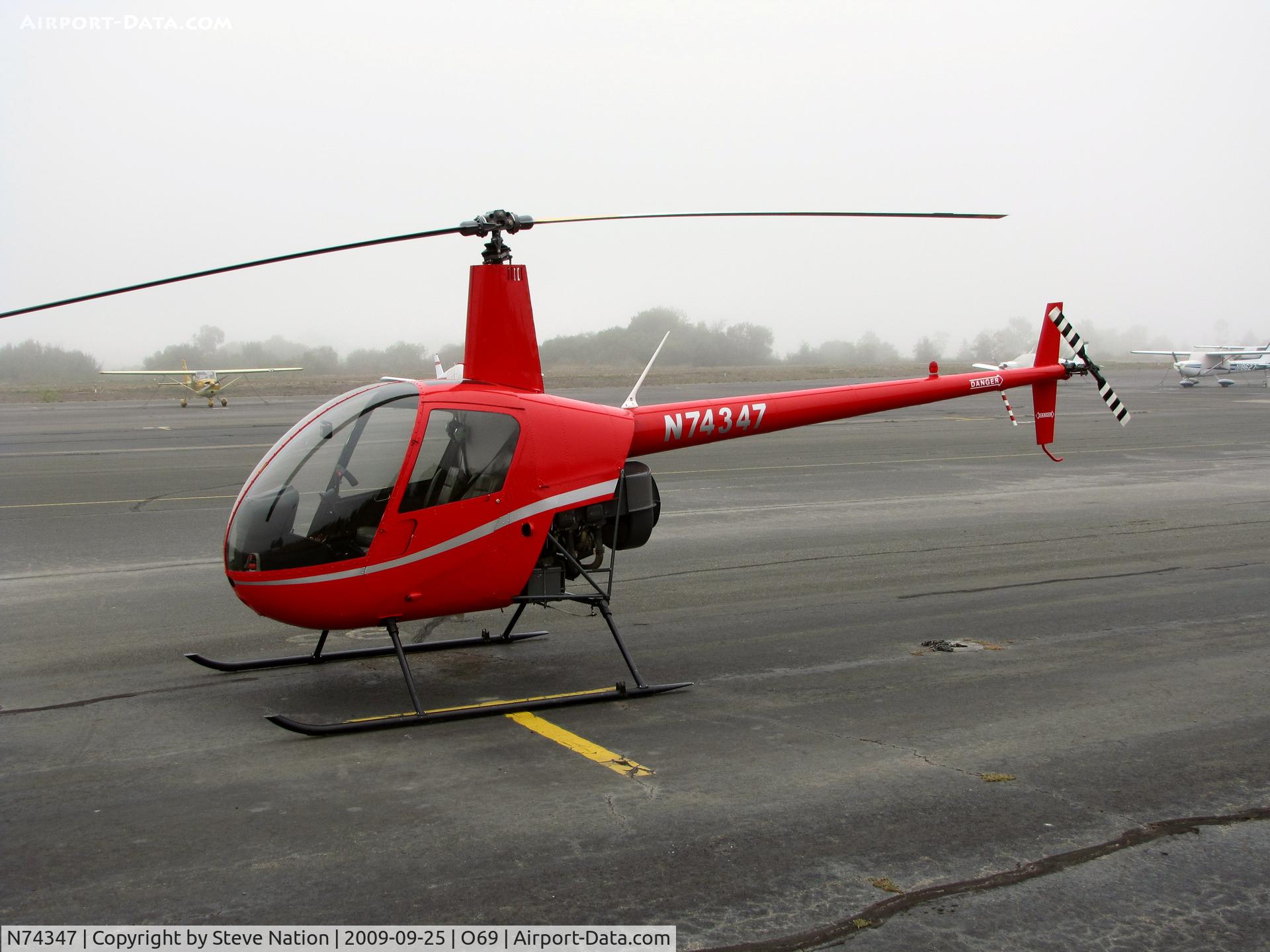 N74347, 2005 Robinson R22 Beta C/N 3759, Hayward, CA-based 2005 Robinson Helicopter R22 BETA ready for a day's training flight - the fog did lift!