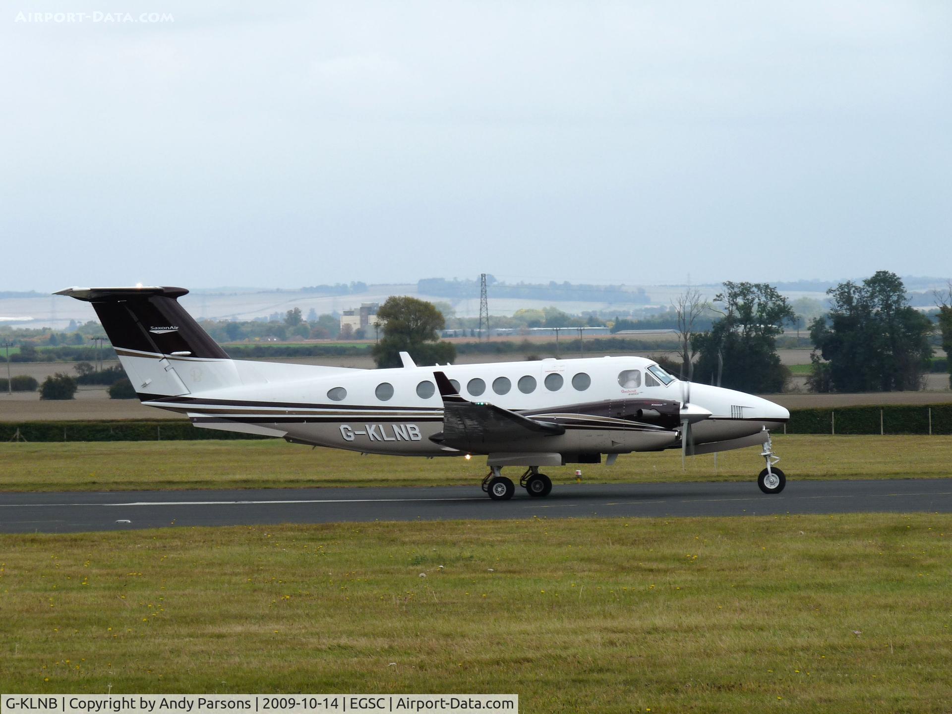 G-KLNB, 2009 Beech Super King Air 350 C/N FL-631, Visiting Cambridge