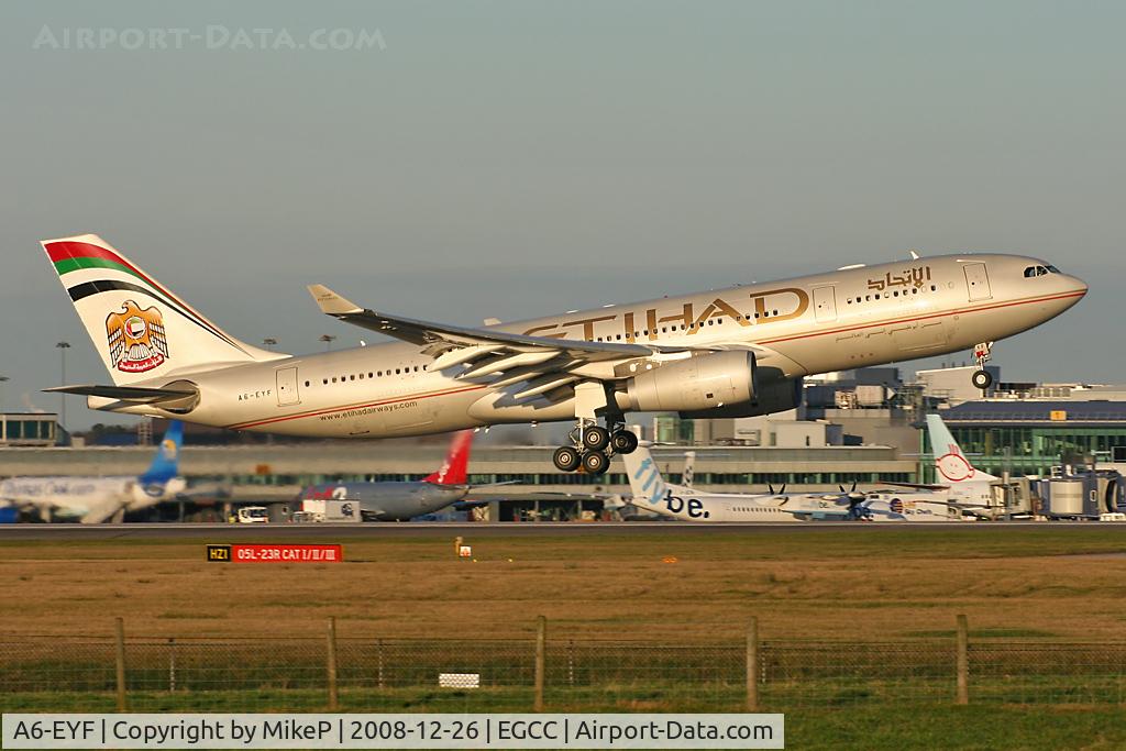 A6-EYF, 2006 Airbus A330-243 C/N 717, Boxing Day morning at Manchester.