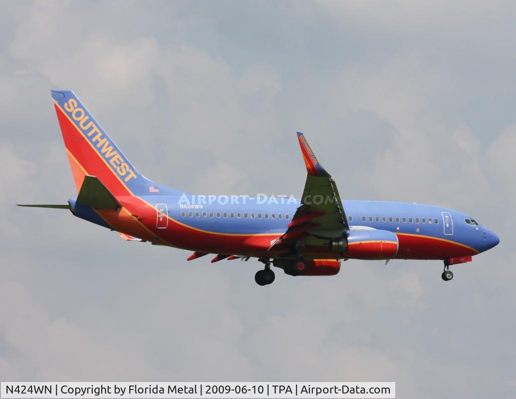 N424WN, 2002 Boeing 737-7H4 C/N 29828, Southwest 737-700