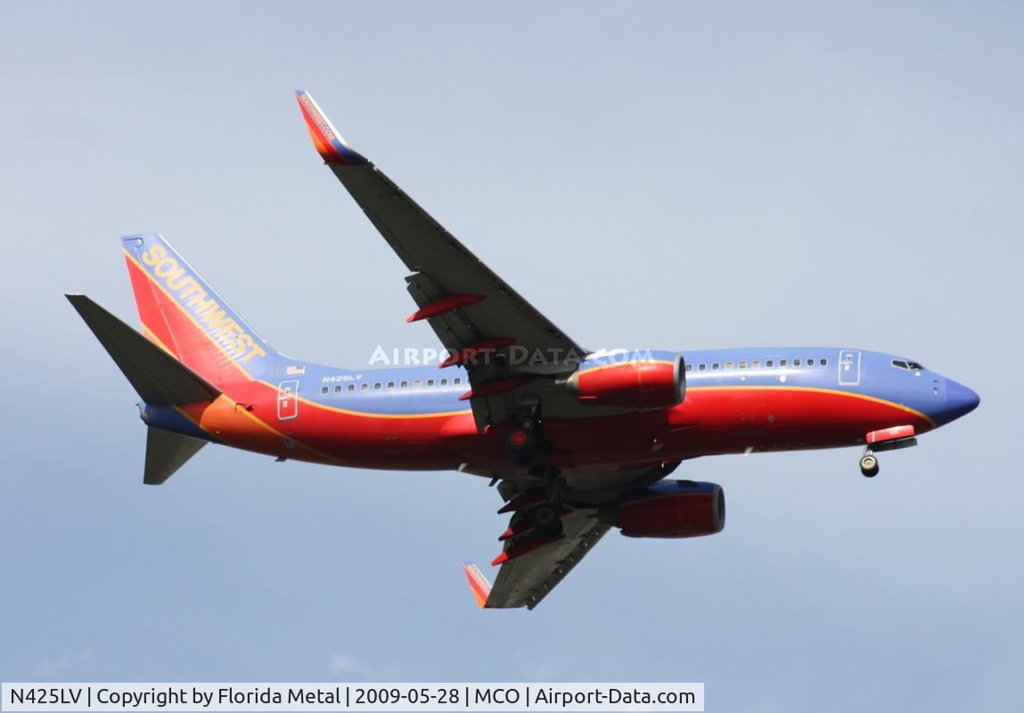 N425LV, 2002 Boeing 737-7H4 C/N 29829, Southwest 737-700