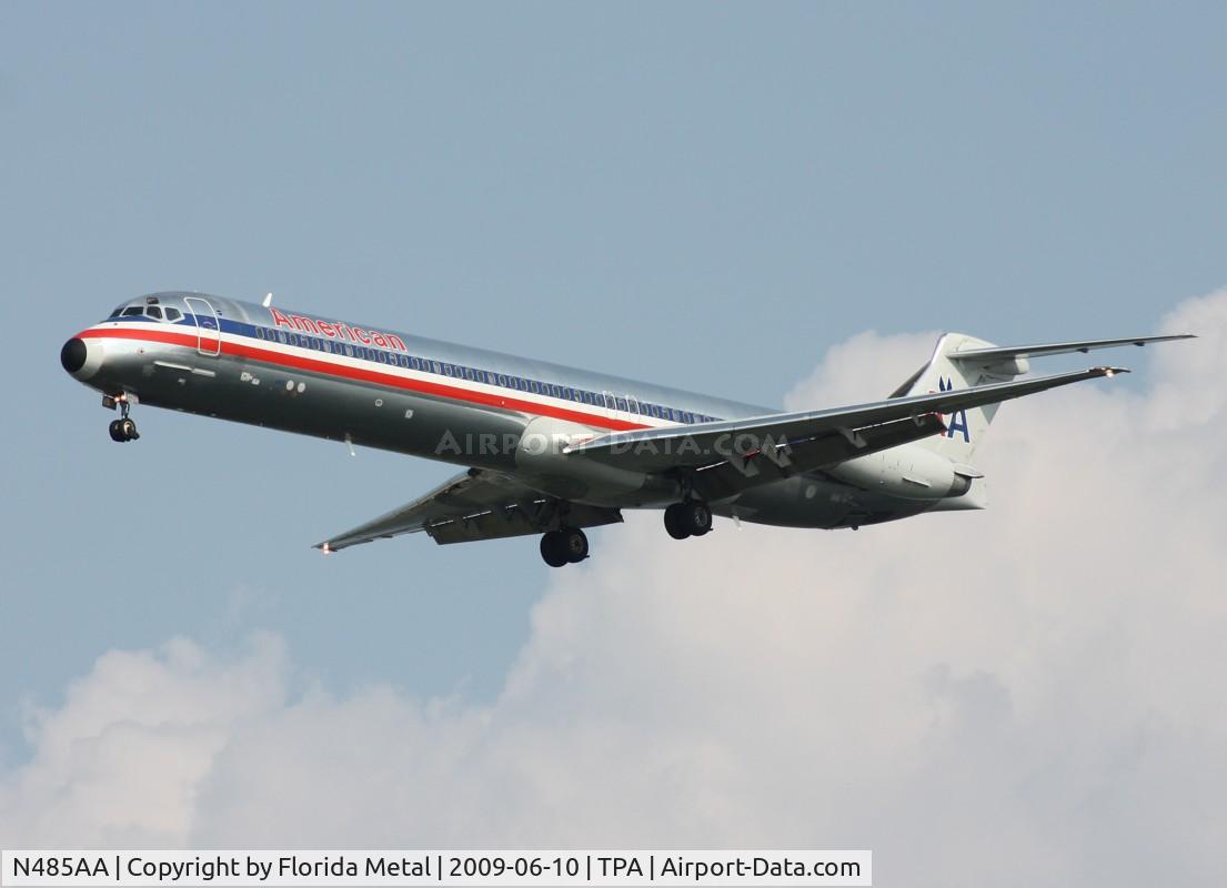 N485AA, 1988 McDonnell Douglas MD-82 (DC-9-82) C/N 49678, American MD-82