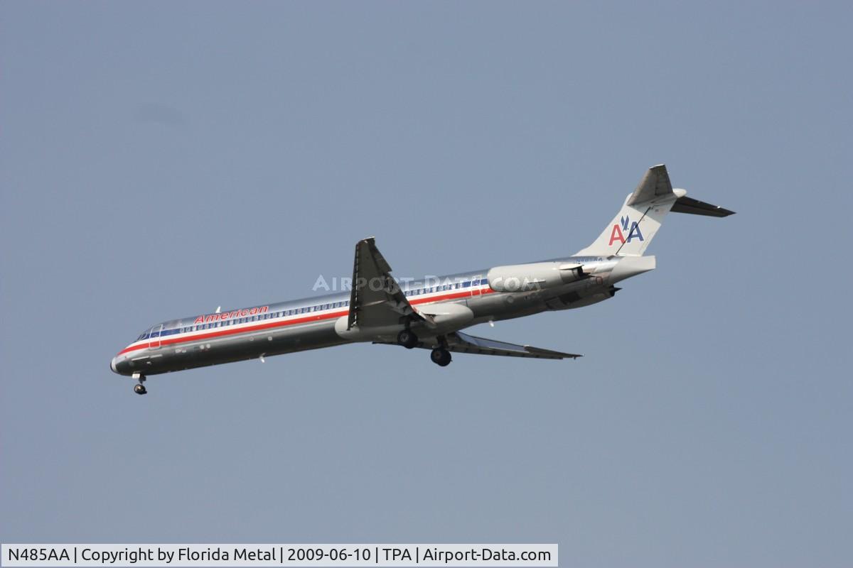 N485AA, 1988 McDonnell Douglas MD-82 (DC-9-82) C/N 49678, American MD-82