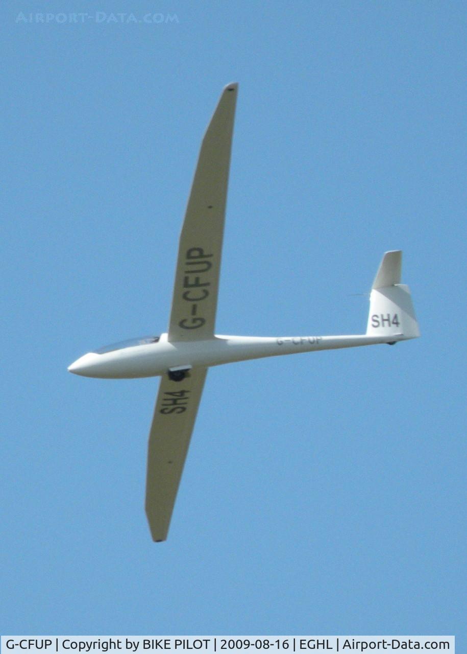 G-CFUP, 1989 Schempp-Hirth Discus b C/N 291, ON FINALS