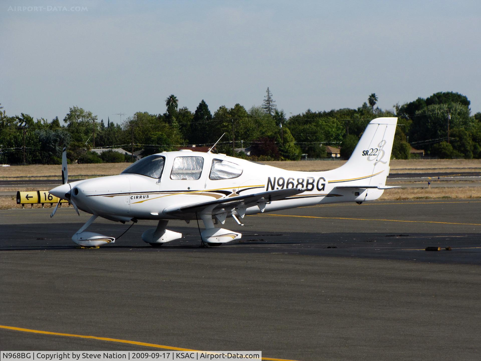 N968BG, 2004 Cirrus SR22 G2 C/N 0968, KHWD-based 2004 Cirrus SR22 @ GA visitors ramp