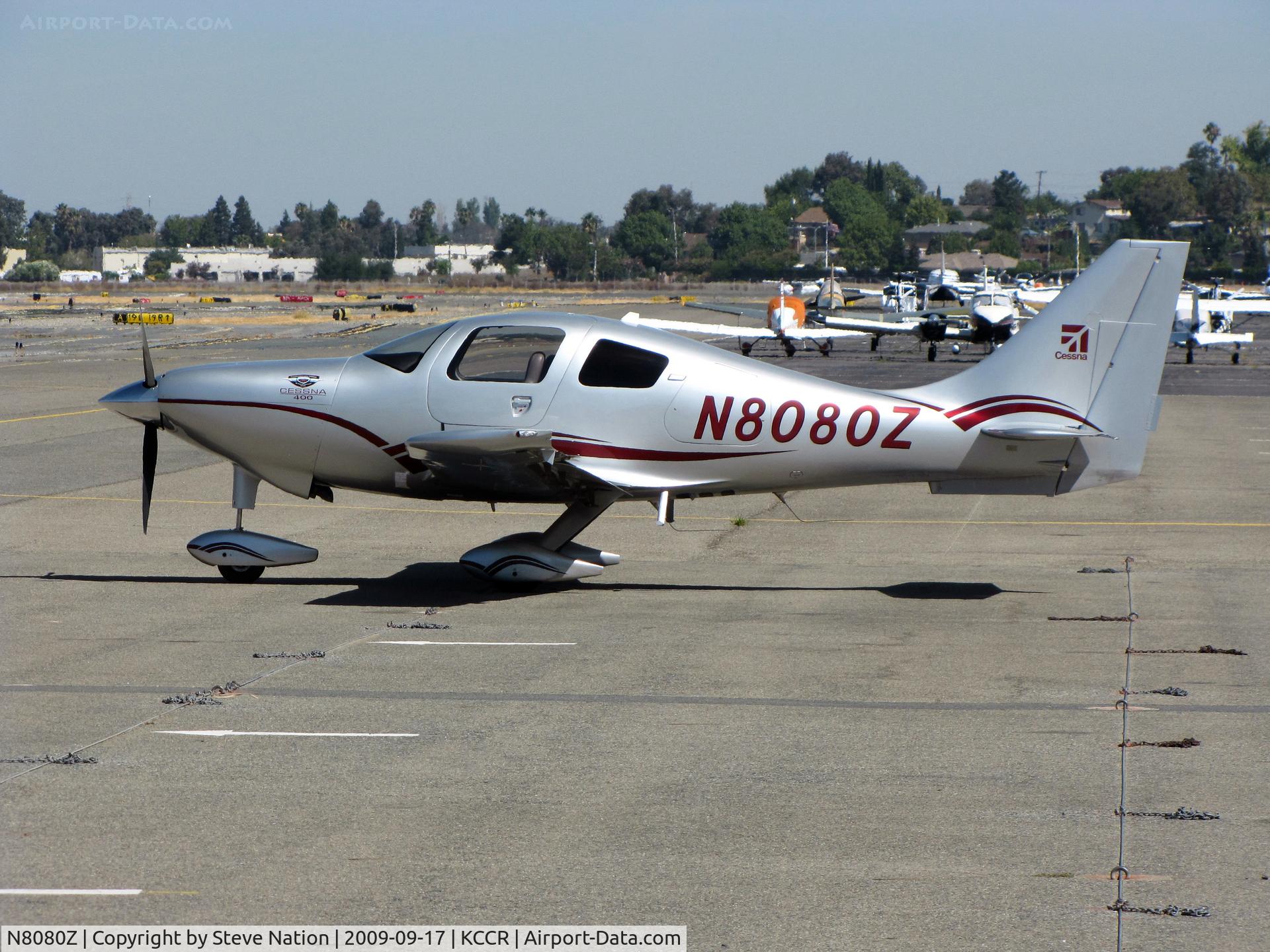 N8080Z, 2007 Columbia Aircraft Mfg LC41-550FG C/N 41713, Salinas, CA-based 2007 Columbia Aircraft Mfg LC41-550FG on visitor's ramp