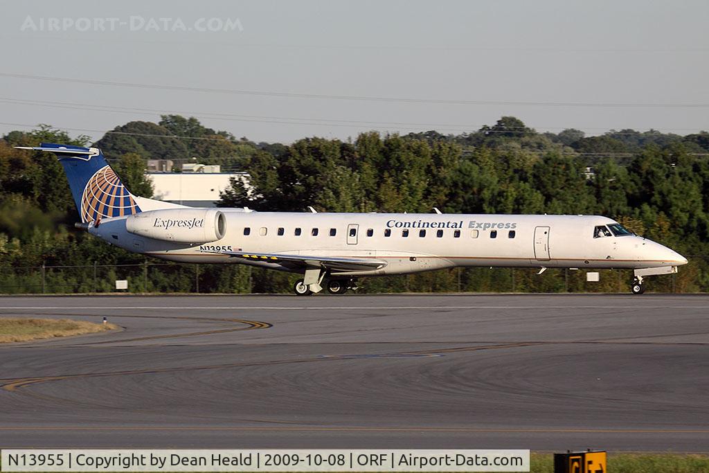 N13955, 1998 Embraer EMB-145LR C/N 145.075, Continental Express (ExpressJet Airlines) N13955 on takeoff roll on RWY 23 enroute to Newark Liberty Int'l (KEWR) as FLT BTA2490.