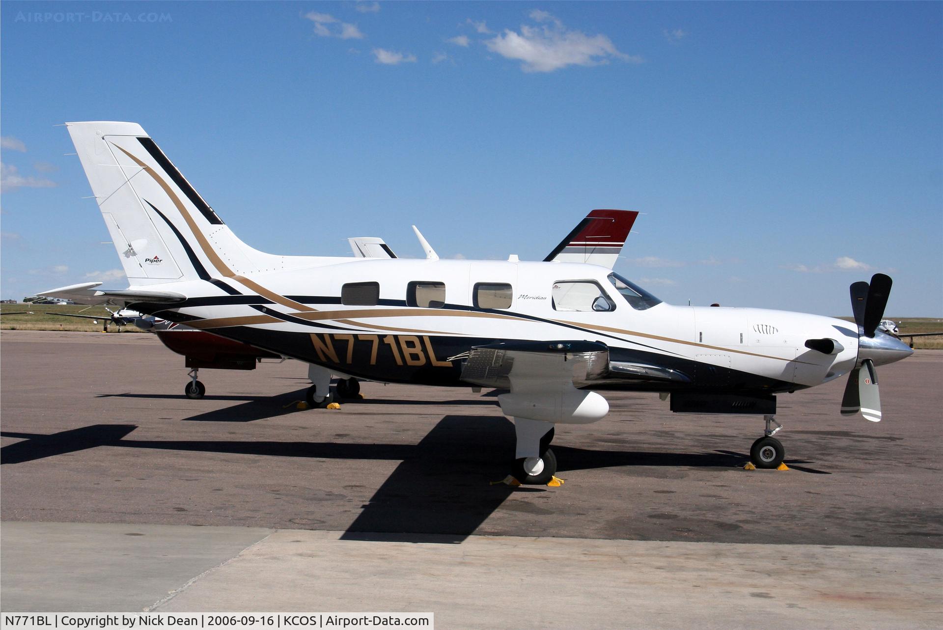 N771BL, 2005 Piper PA-46-500TP C/N 4697227, KCOS