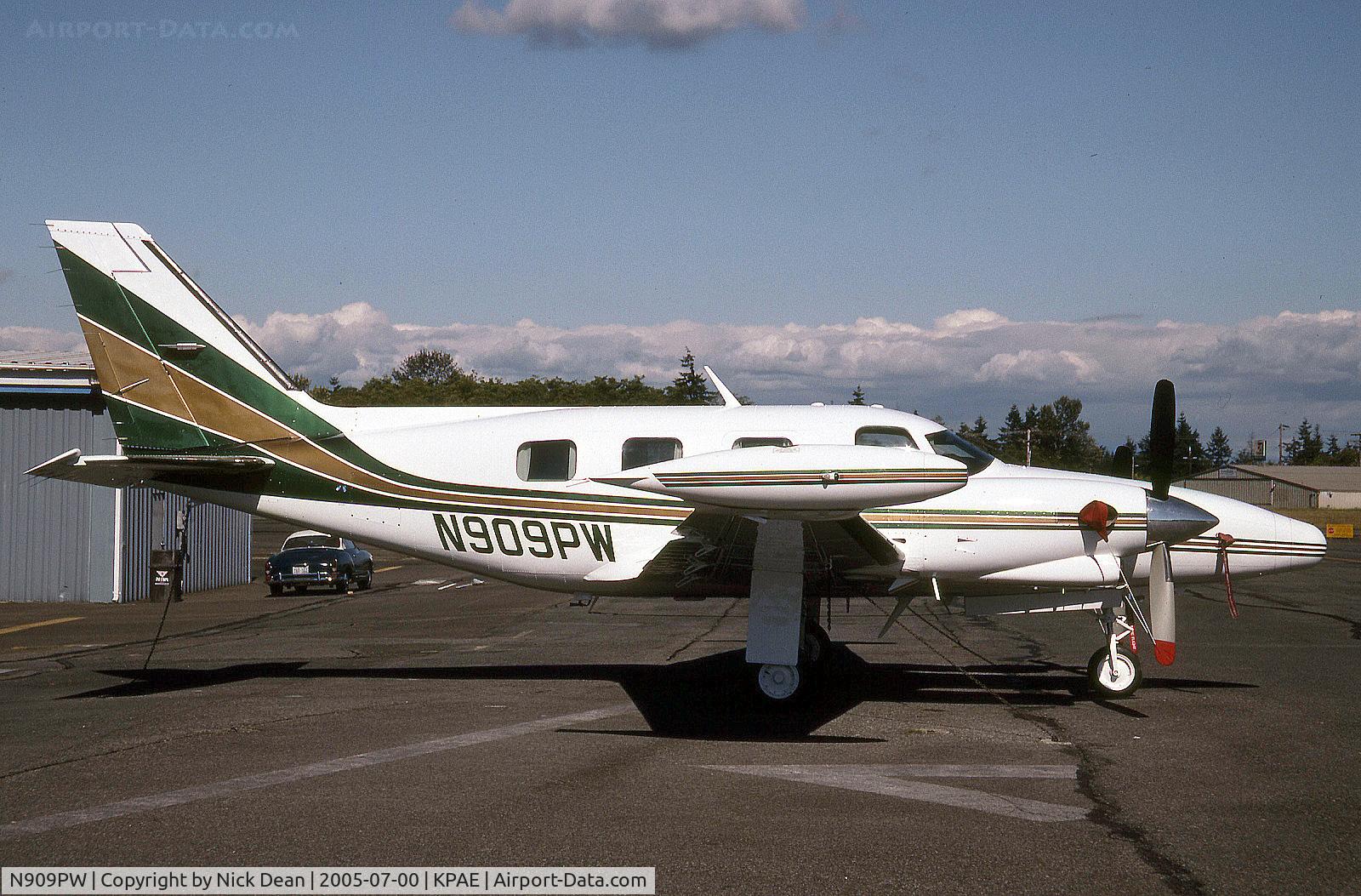 N909PW, 1977 Piper PA-31T Cheyenne C/N 31T-7720060, KPAE