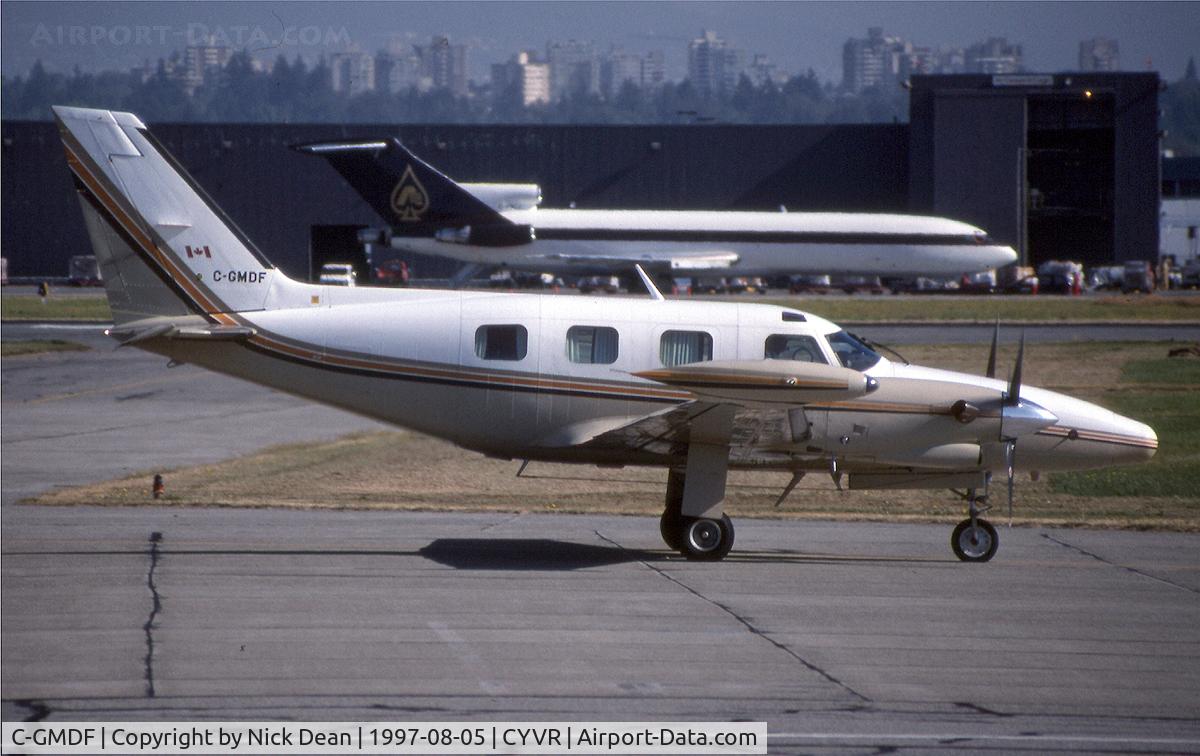 C-GMDF, 1976 Piper PA-31T Cheyenne II C/N 31T-7620019, CYVR