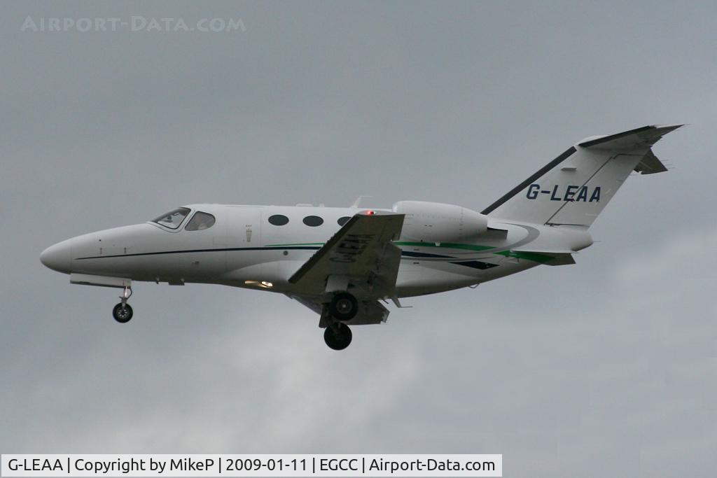G-LEAA, 2007 Cessna 510 Citation Mustang Citation Mustang C/N 510-0072, Arriving in the gloom.
