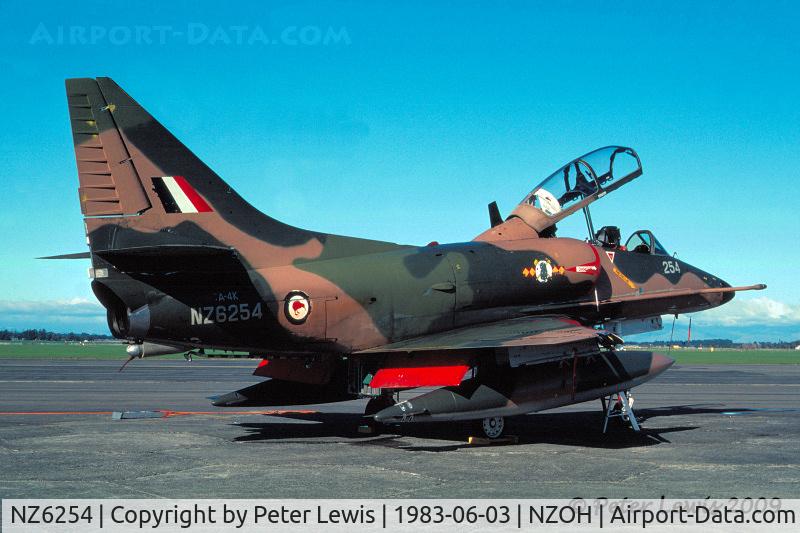 NZ6254, 1970 McDonnell Douglas TA-4K Skyhawk C/N 14097, 75 Squadron at Ohakea