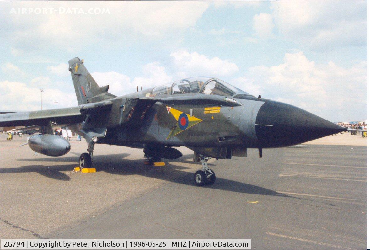 ZG794, 1992 Panavia Tornado GR.1 C/N 916/BS192/3457, Tornado GR.1 of 31 Squadron in the static park of the 1996 Mildenhall Air Fete.