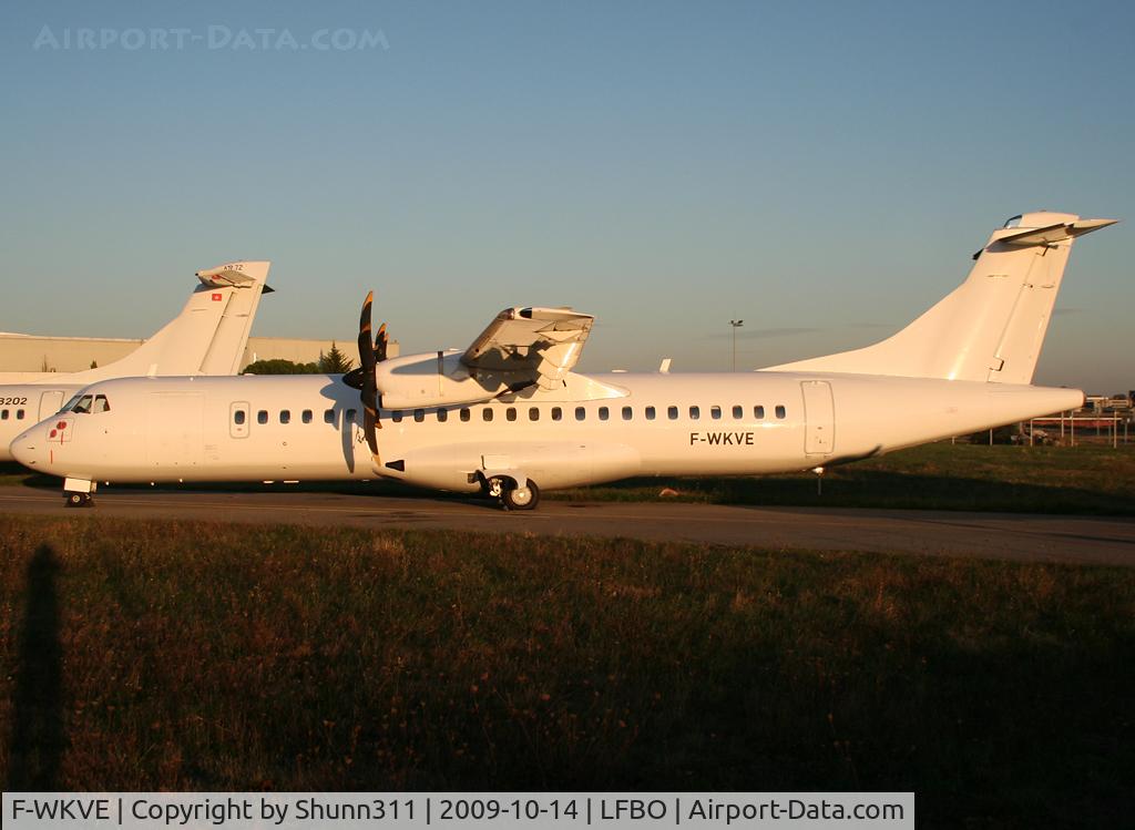 F-WKVE, 2001 ATR 72-212A C/N 666, C/n 666 - all white and stored... Ex. Eurowings as D-ANFK and for Buddha Air...
