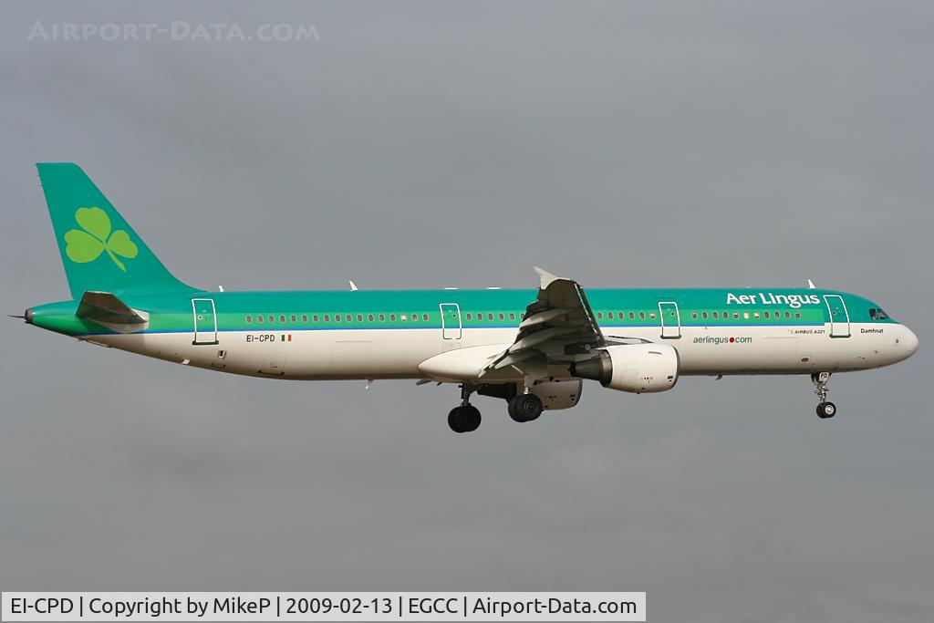 EI-CPD, 1998 Airbus A321-211 C/N 0841, Short final for Runway 05R.