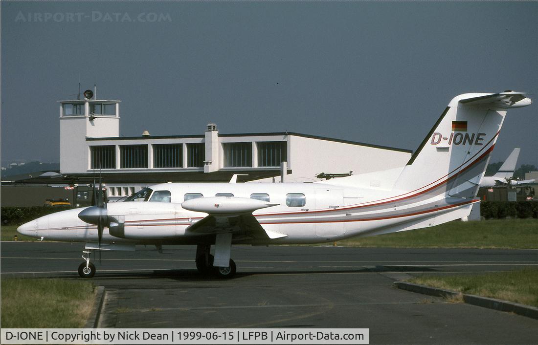 D-IONE, 1980 Piper PA-42-720 Cheyenne III C/N 42-8001002, LFPB