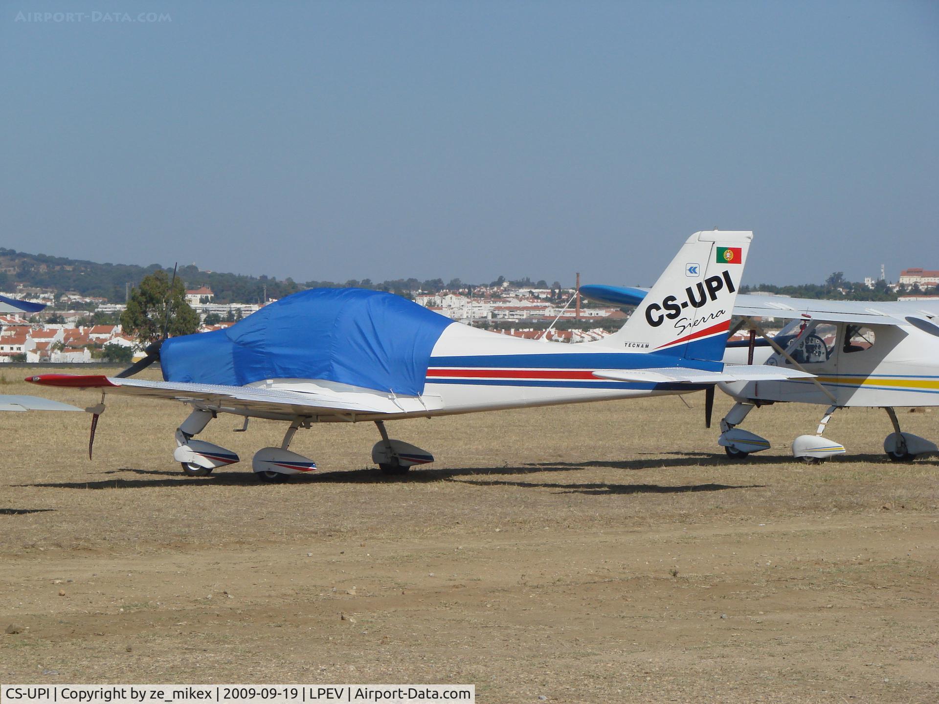 CS-UPI, Tecnam P-2002 Sierra C/N 218, TECNAM SIERRA at EVORA during Portugal air show 09