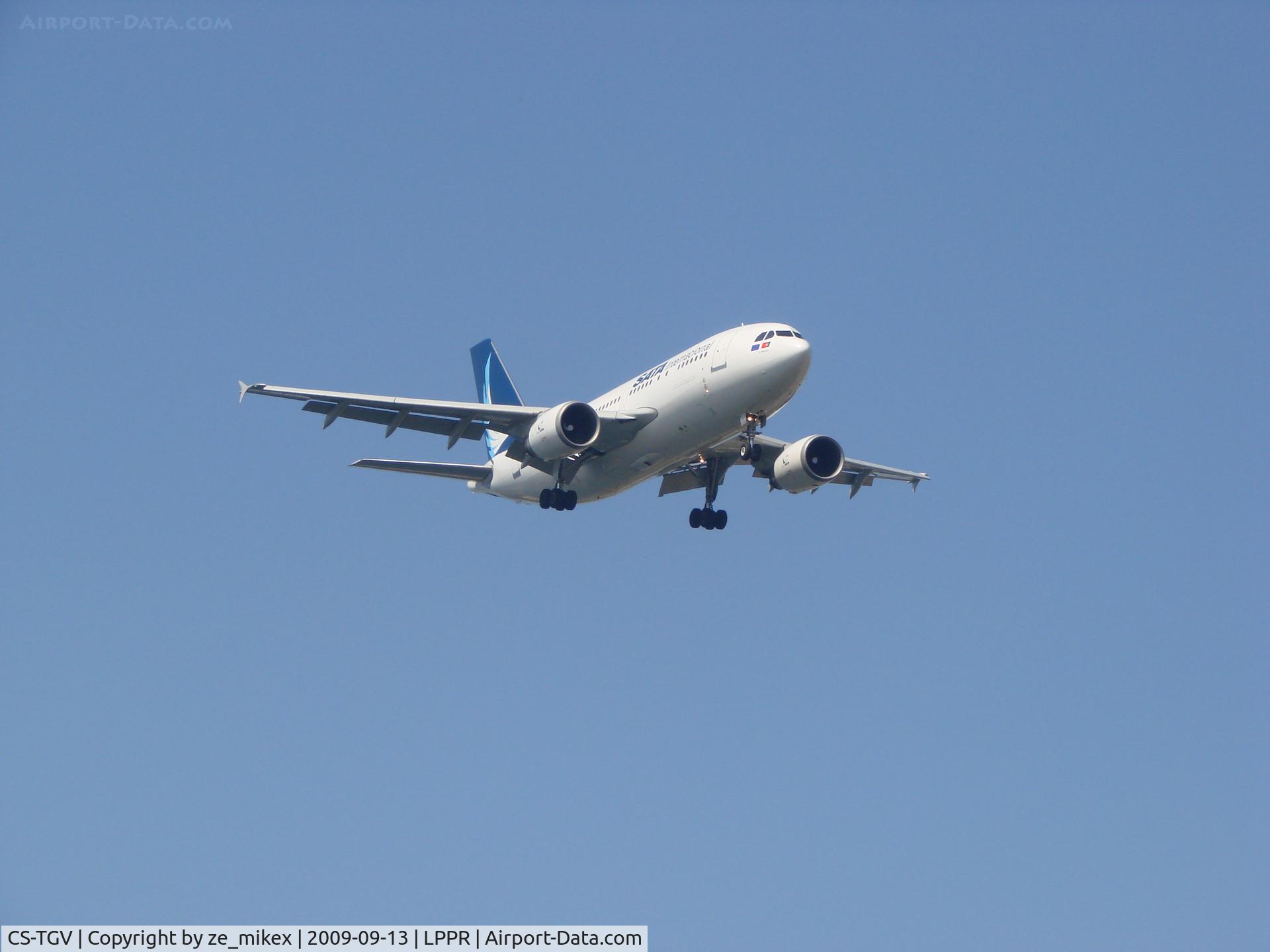 CS-TGV, 1992 Airbus A310-304 C/N 651, Low pass, at Red bull air race 09 Porto